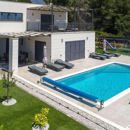 Casa de Férias Malsina By Interhome