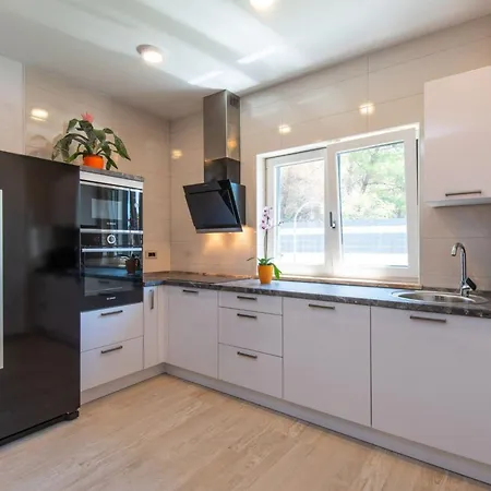 Malsina By Interhome