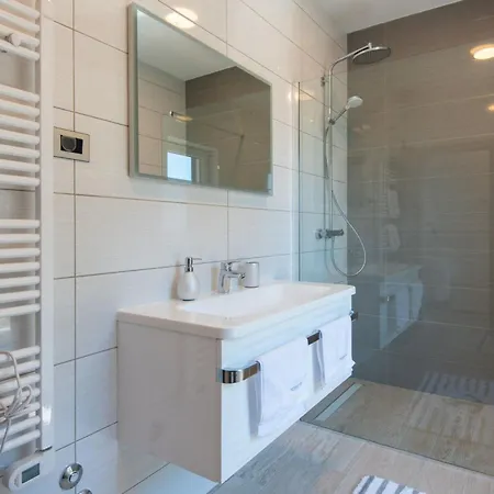 Malsina By Interhome Ferienhaus Orebić