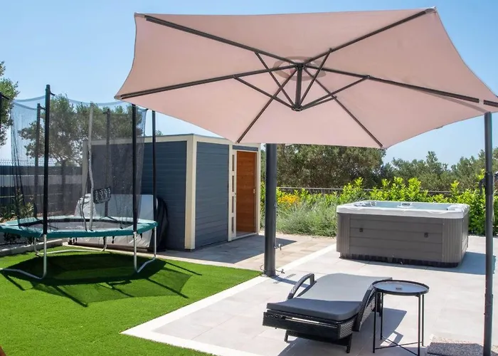 Malsina By Interhome Orebić